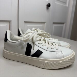Veja Campo Women's White Black Leather Sneakers Size 4 Lace Up Low Top Athletic